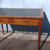 Bureau style Louis XVI