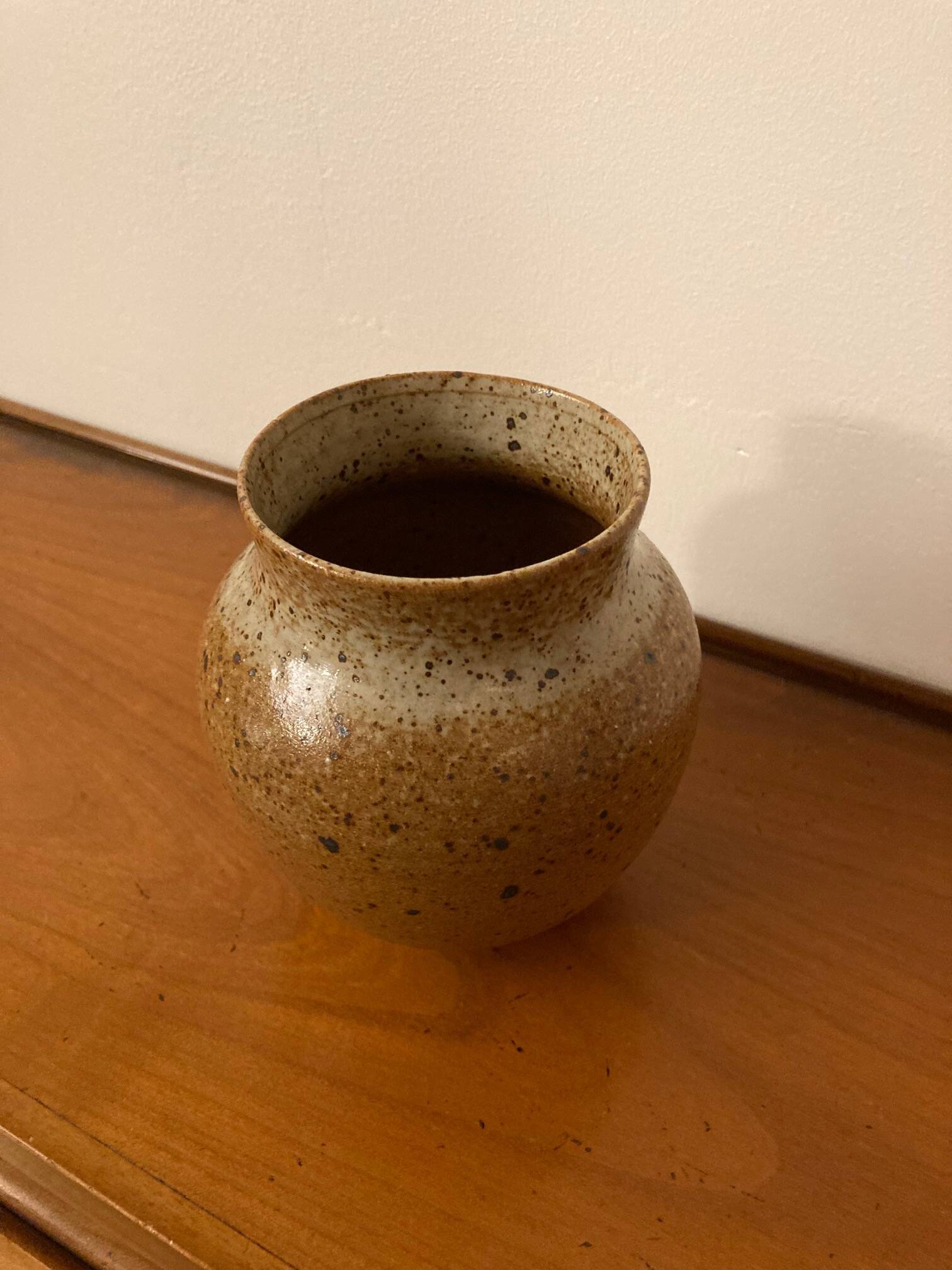 Vase en fine terre cuite
