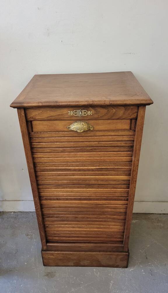 Small curtain binder