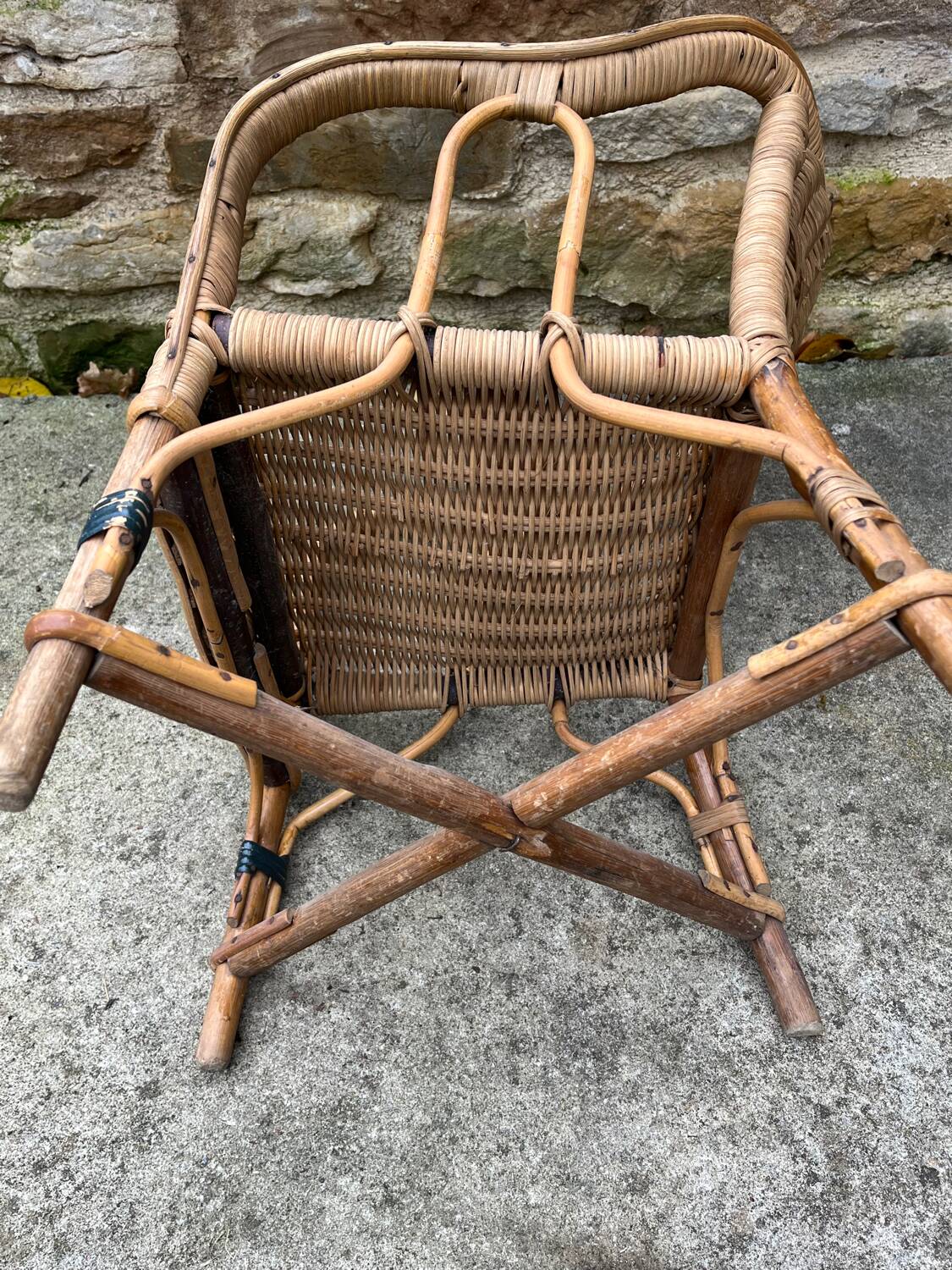 Fauteuil en rotin enfant vintage