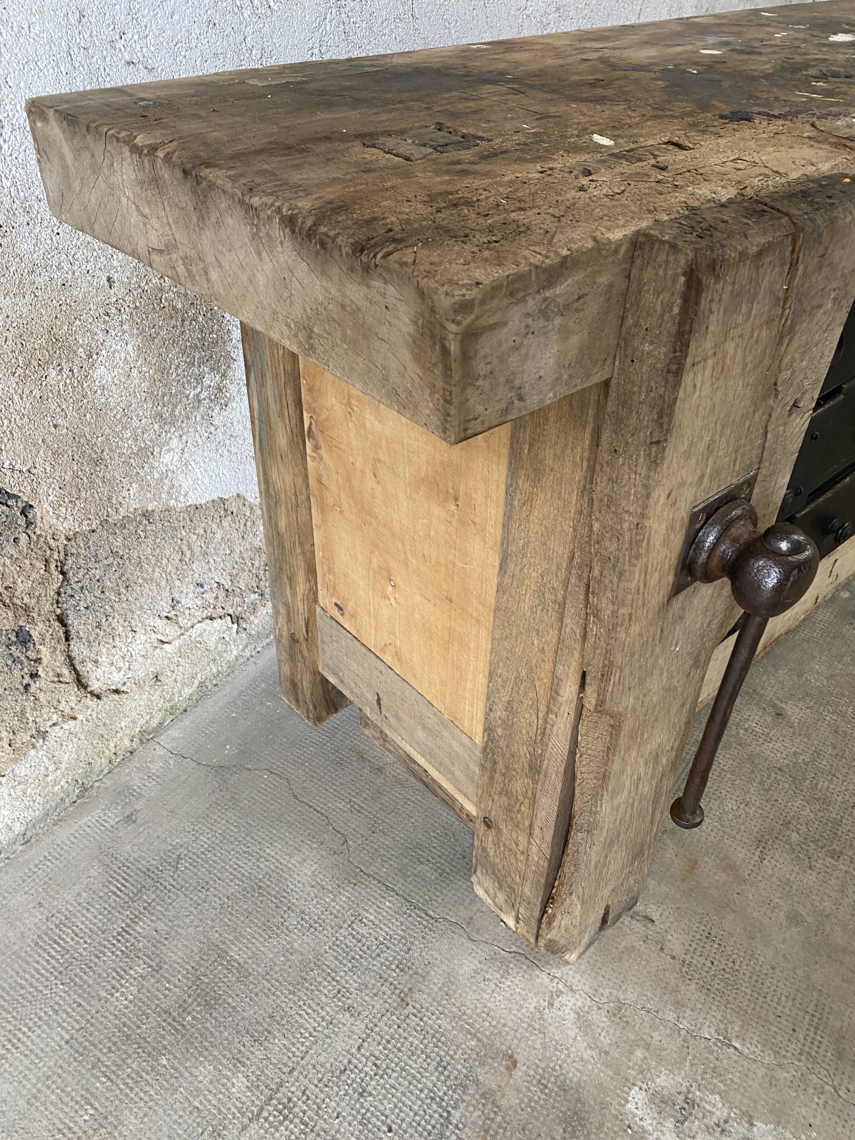 Carpenter's establishment