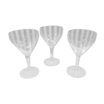 Set of 3 glasses with carved crystal stems