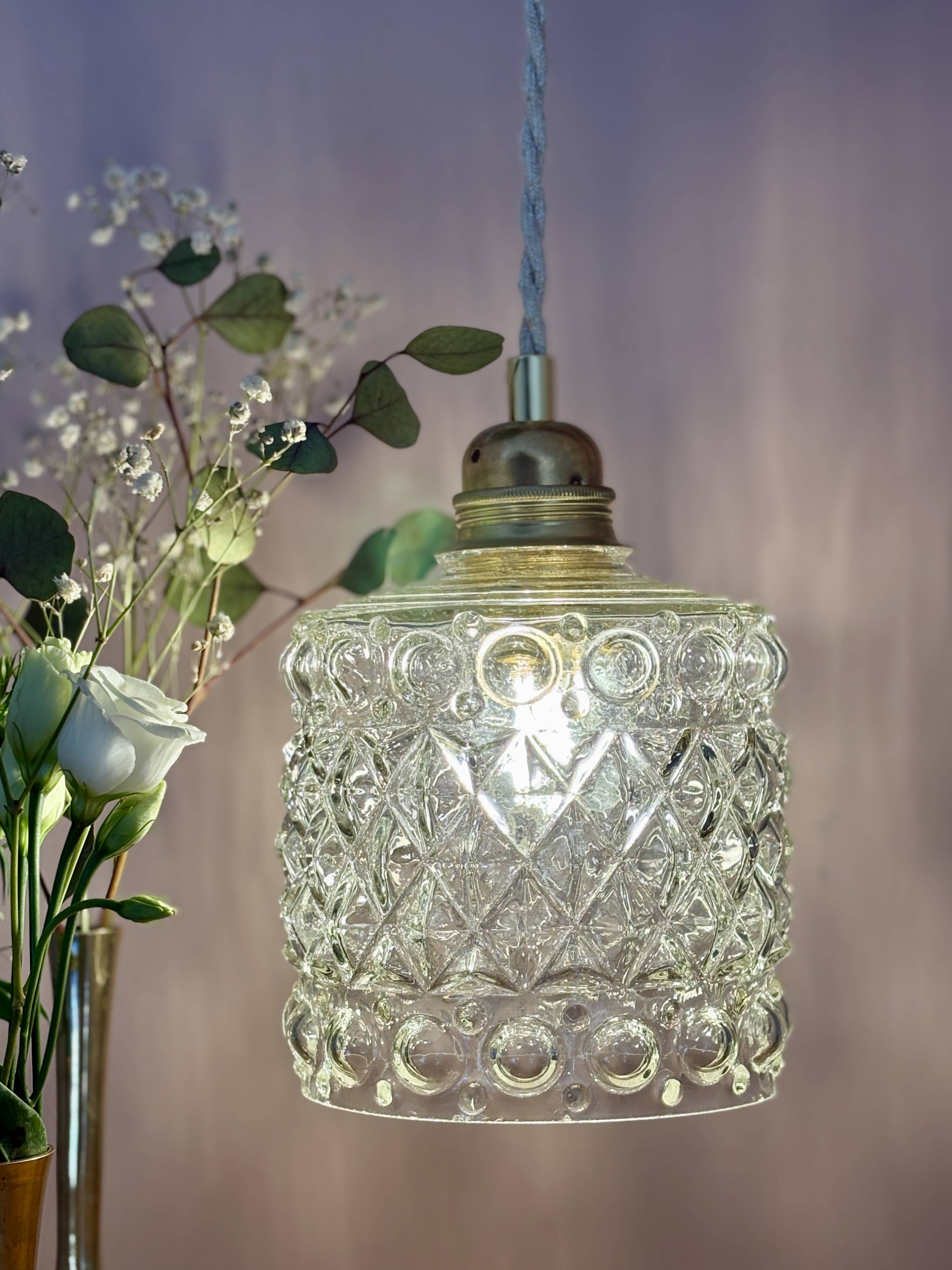 Suspension globe vintage en verre