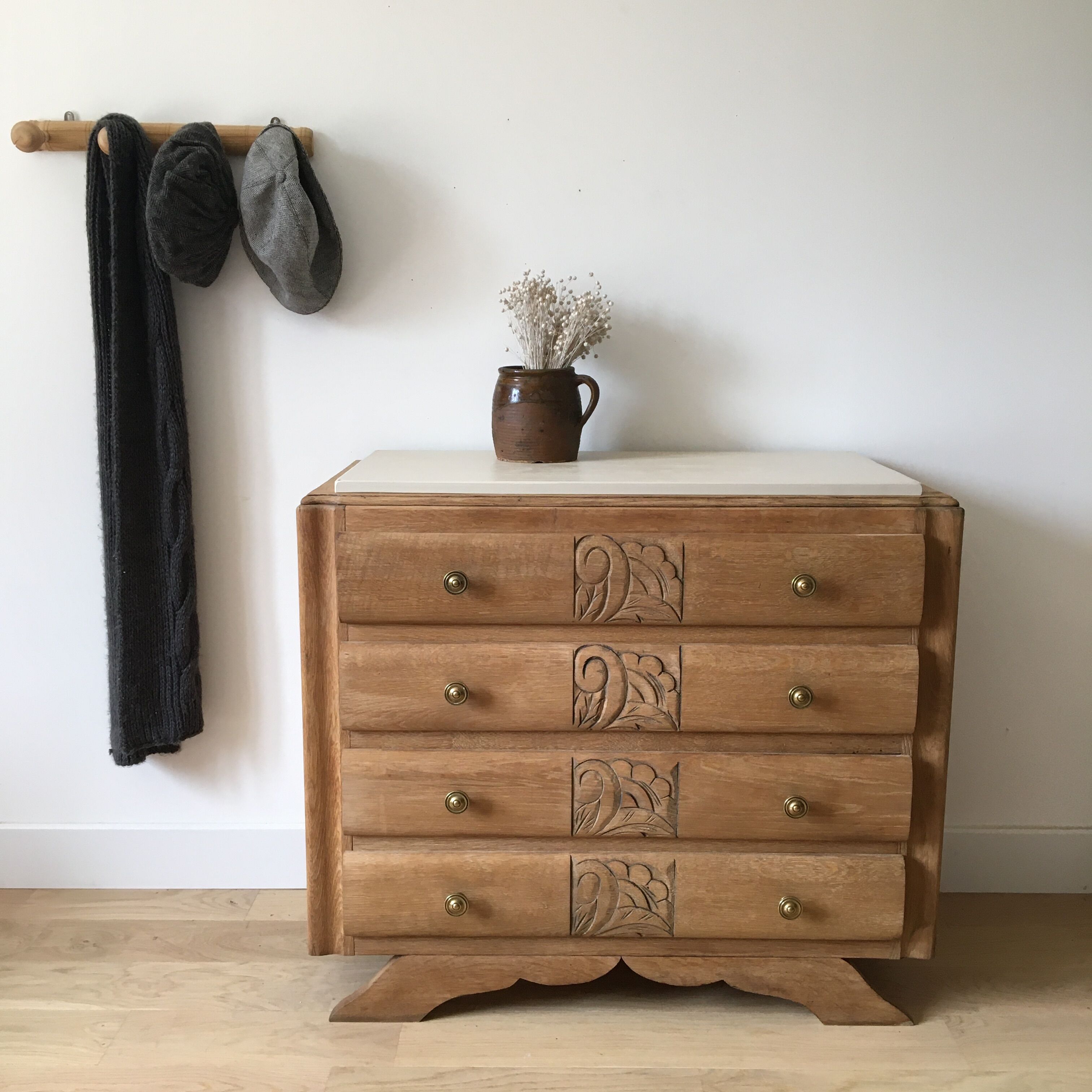 Art Deco chest of drawers