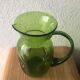 Pichet en verre vert