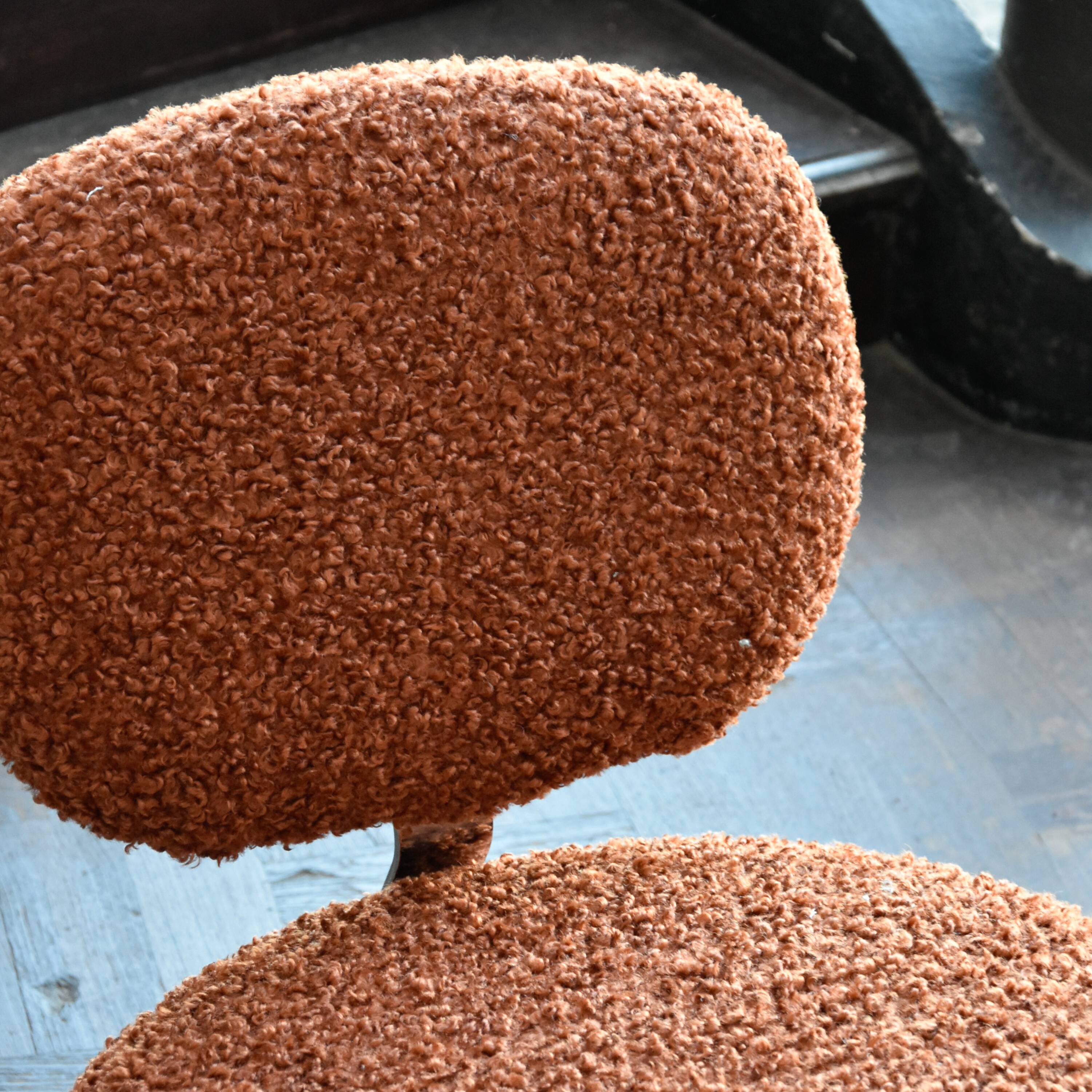 Artifort vega Chair