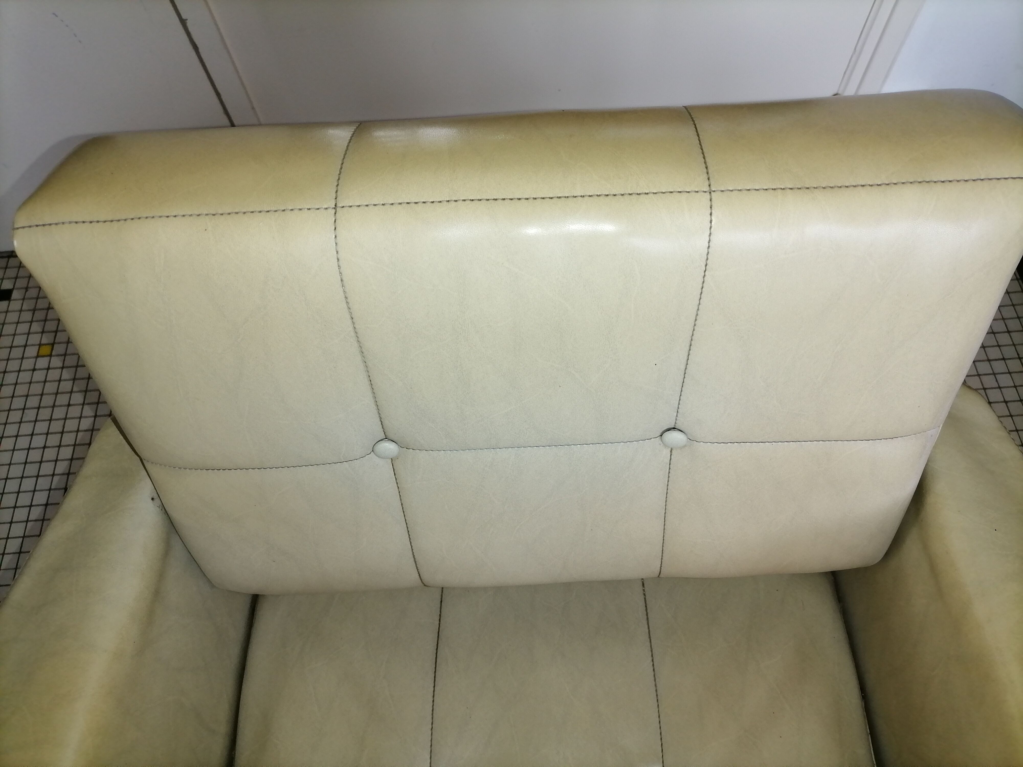 Paire de fauteuils vintage