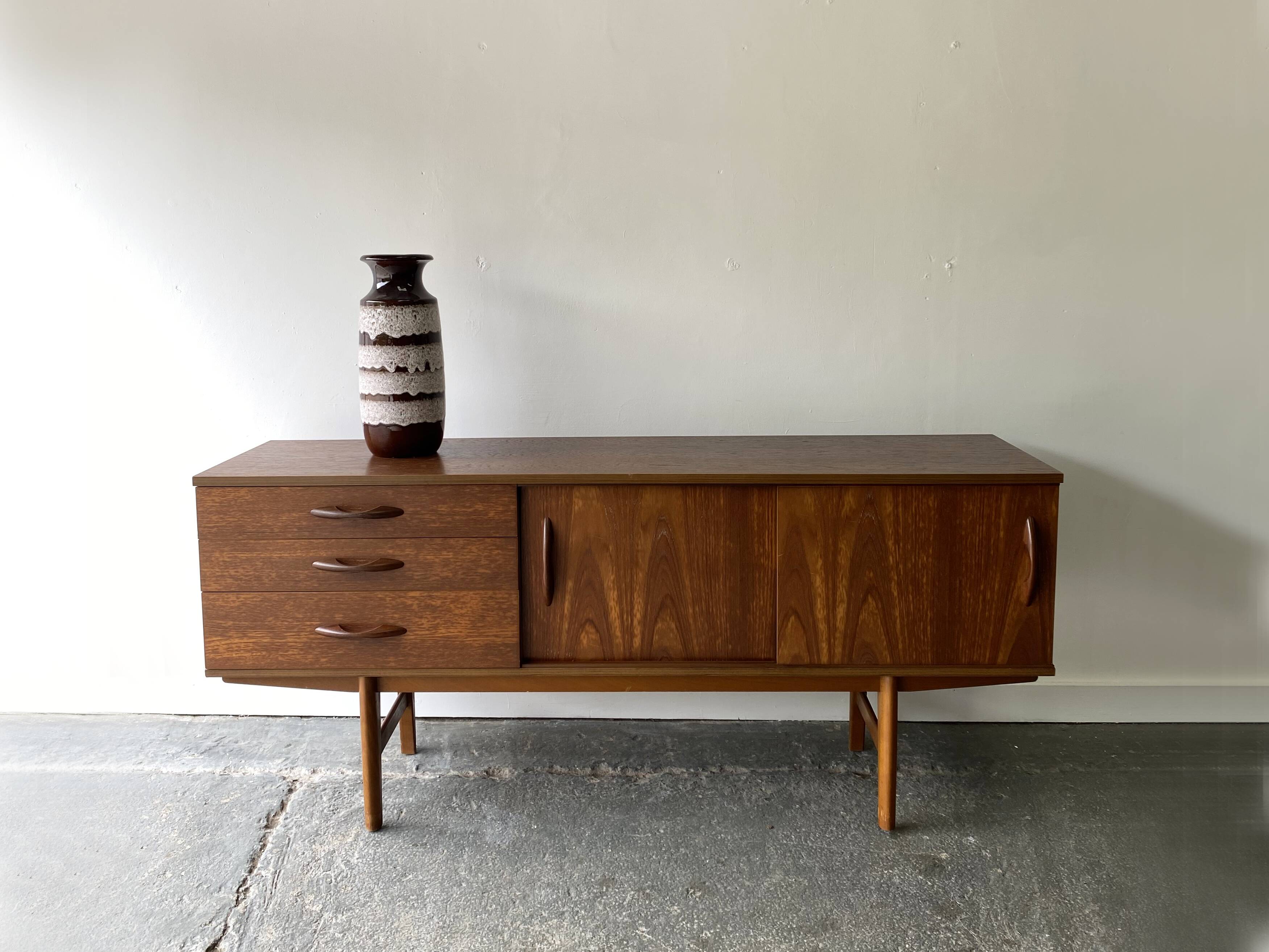 1960’s Mid century/vintage sideboard by Avalon