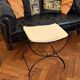 Tabouret curule en fer forgé noir