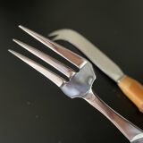 Bamboo handle cheese serving cutlery