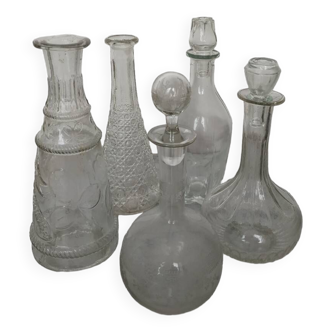 Set of decanters