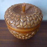 Apple box made of vegetable fibre