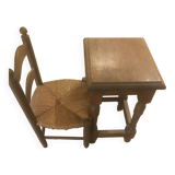 Small children's table (or coffee table) in brown varnished oak.