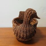 Wicker duck basket