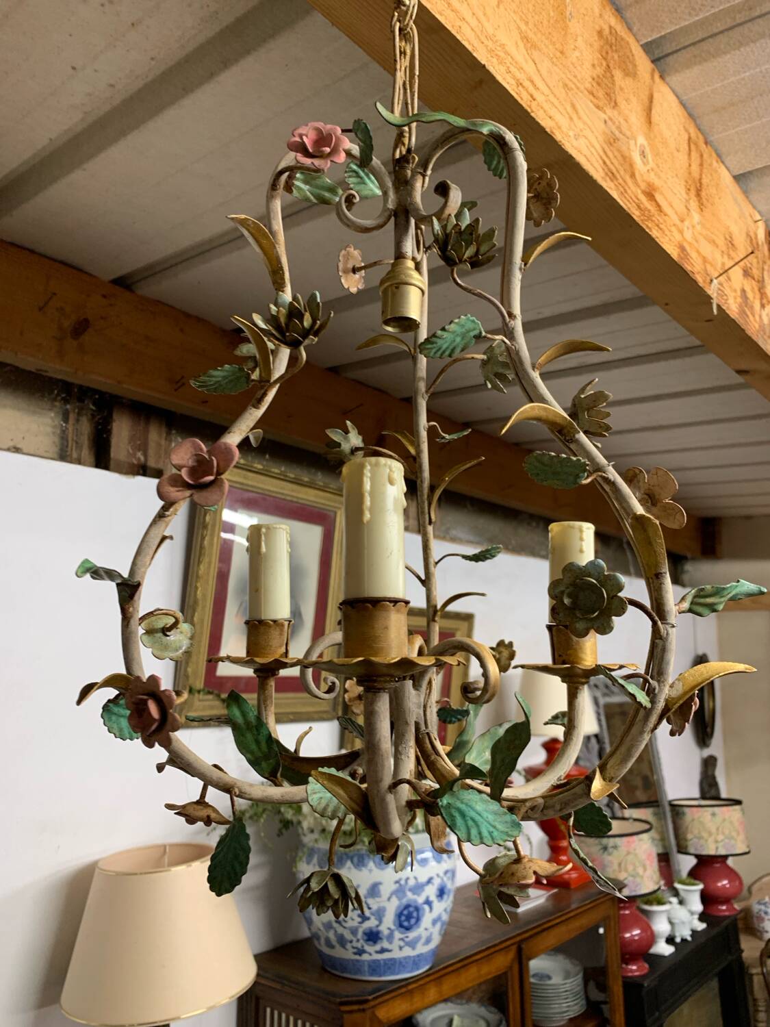 Lustre en fer forgé floral