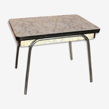 Table formica marble