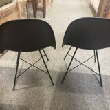 Set of 2 Gubi chairs 3d model design by Komplot