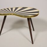 Petite table d'appoint, en forme de rein, rayures noir-blanc, 3 pieds élégants, style années 50
