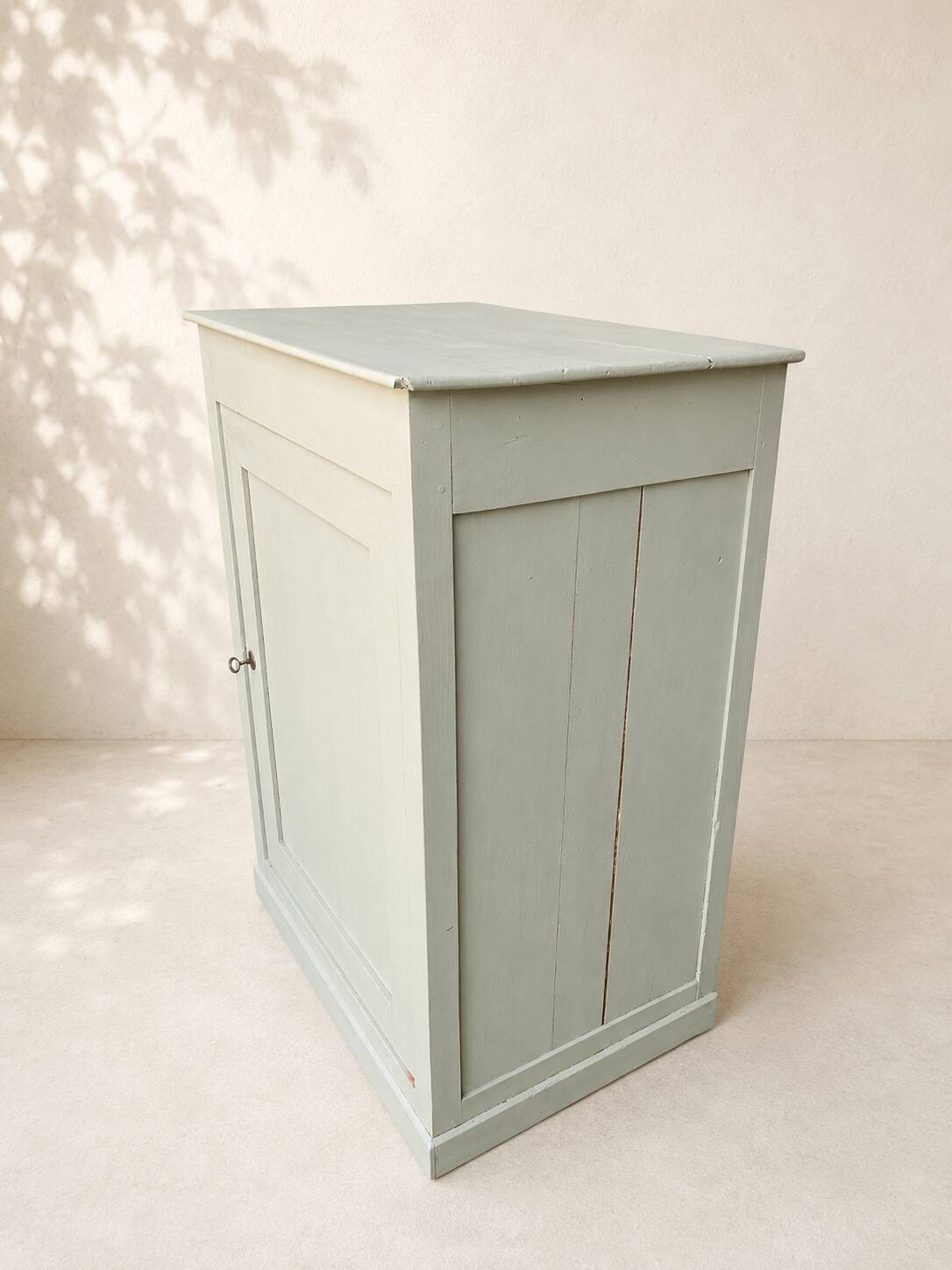 Antique children's wardrobe, patinated – 19th century – 116 × 85 × 57 cm