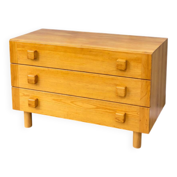 Brutalist pine chest of drawers, circa 1970