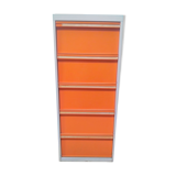 Clamshell office furniture