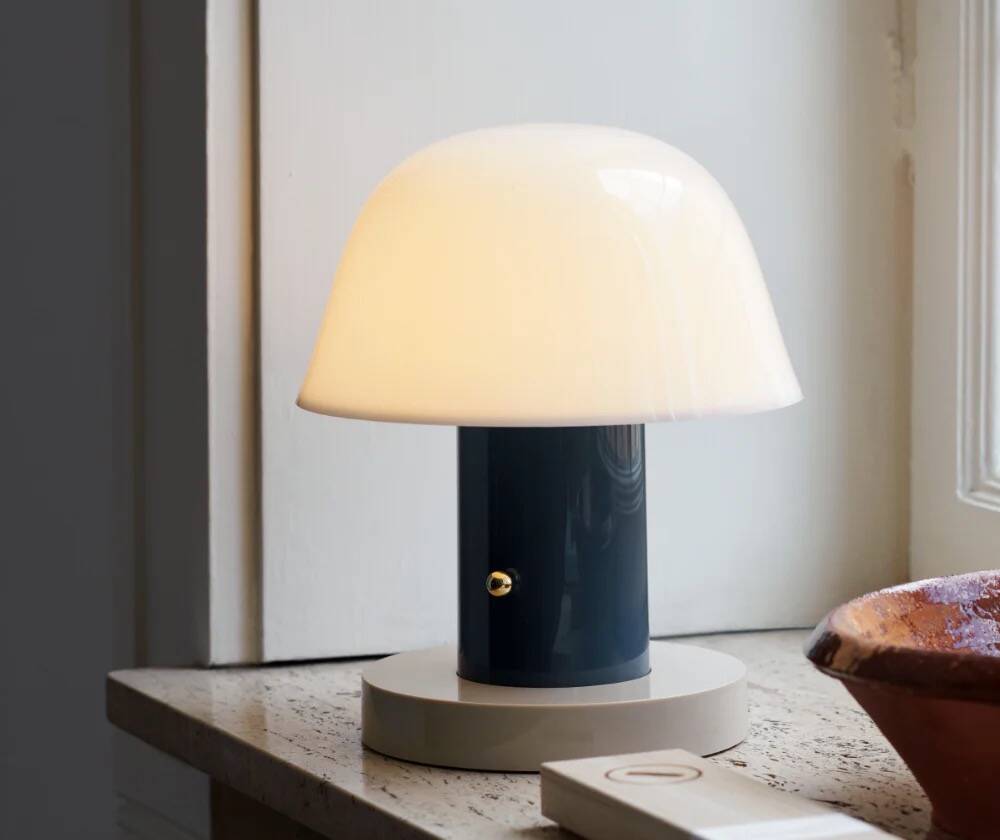 Portable USB lamp SETAGO Blue by Jaime Hayon for &Tradition