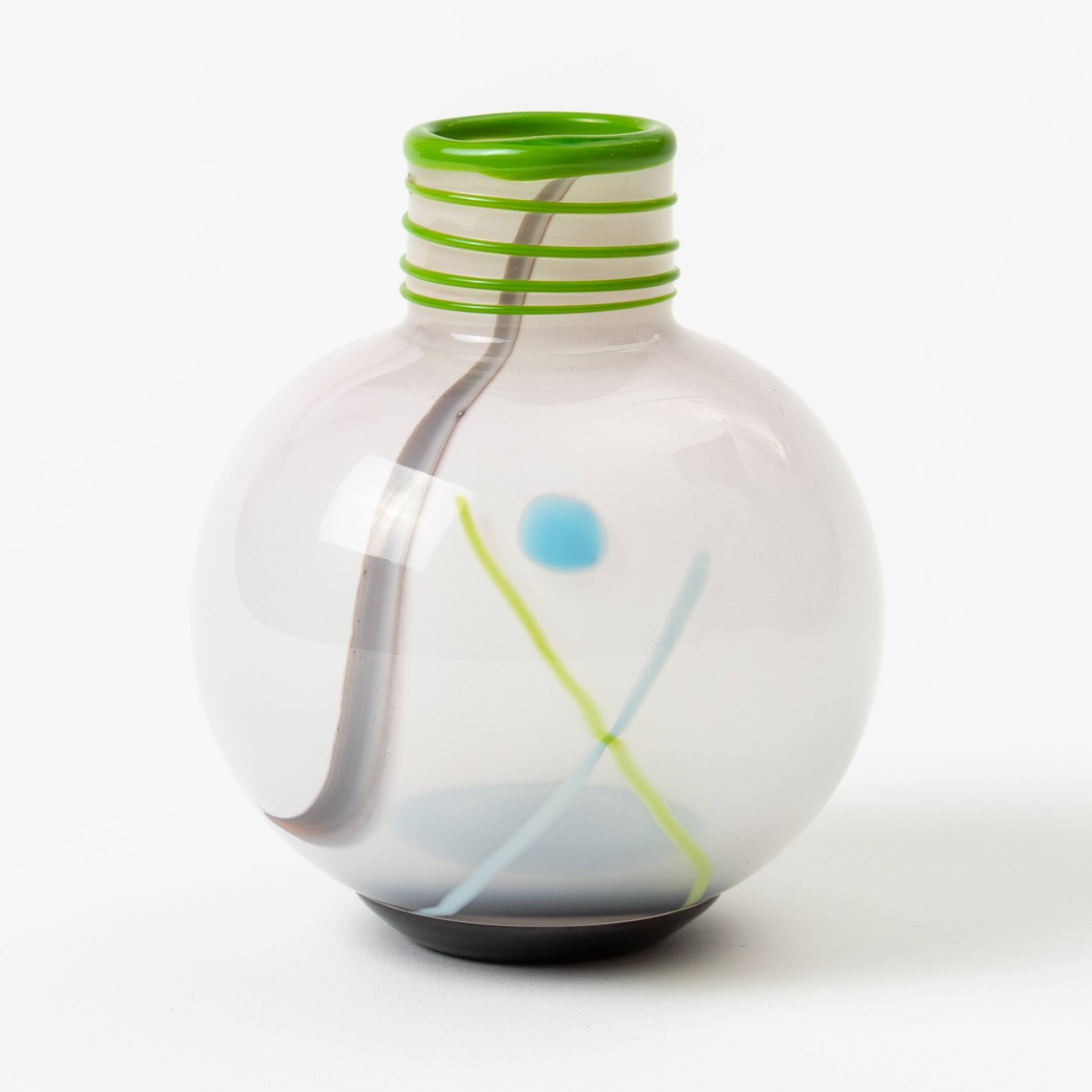 Small blown glass vase transjö hytta (sweden)