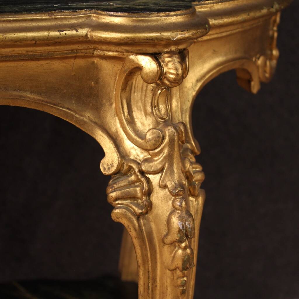 Table basse de salon en faux marbre doré et laqué