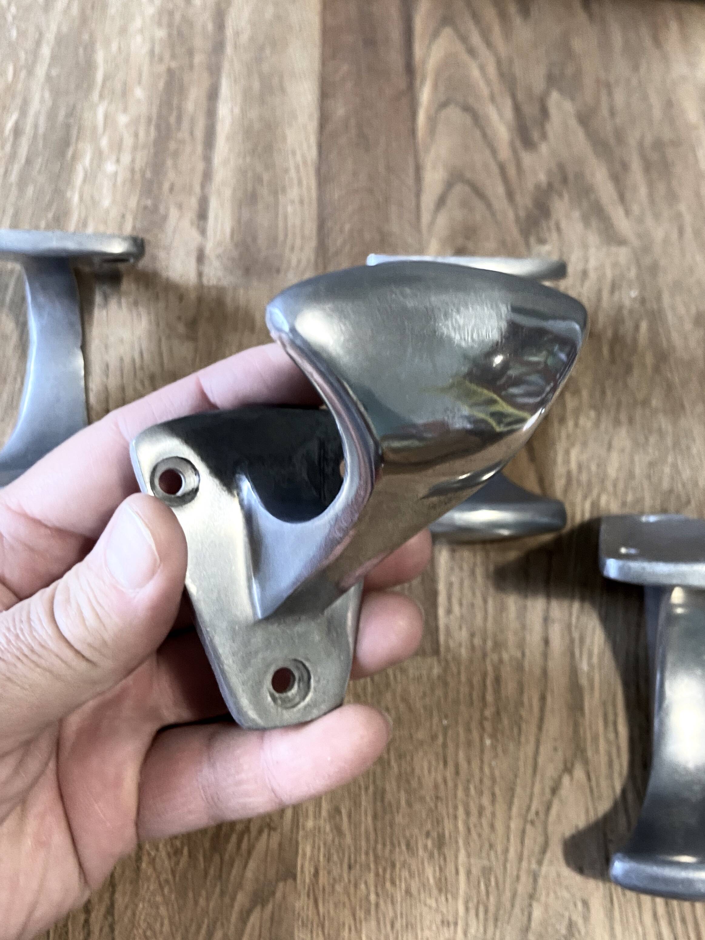 4 aluminium hooks + screws - school cloakroom community