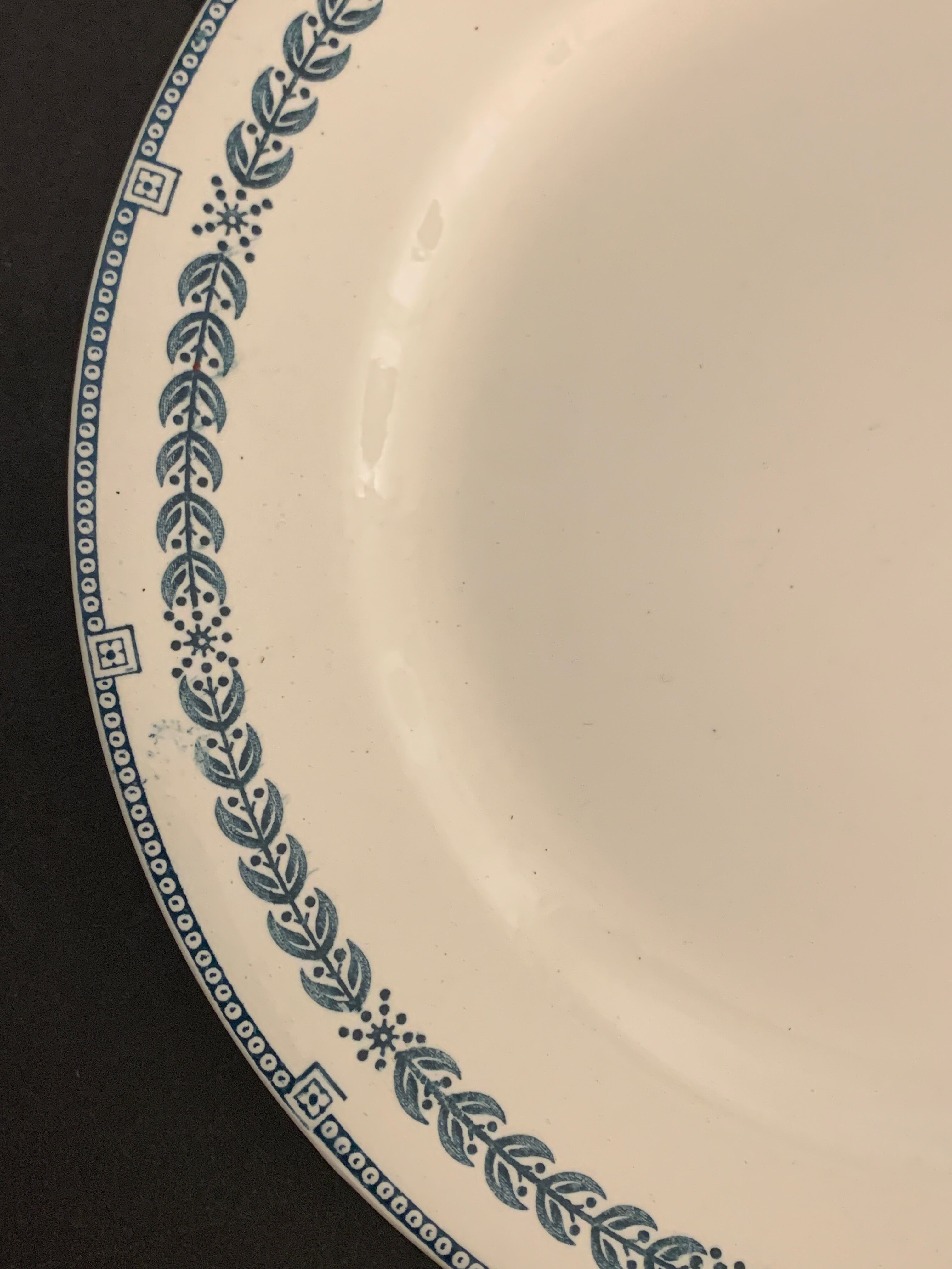 8 flat plates old Iron Earth, Salins, Condé service