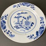 Flat plate in Chinese blue XVIII or XIX Blue and white décor