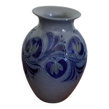 Vase soliflore en grès d’Alsace Betschdorf bleu signé Schmitter
