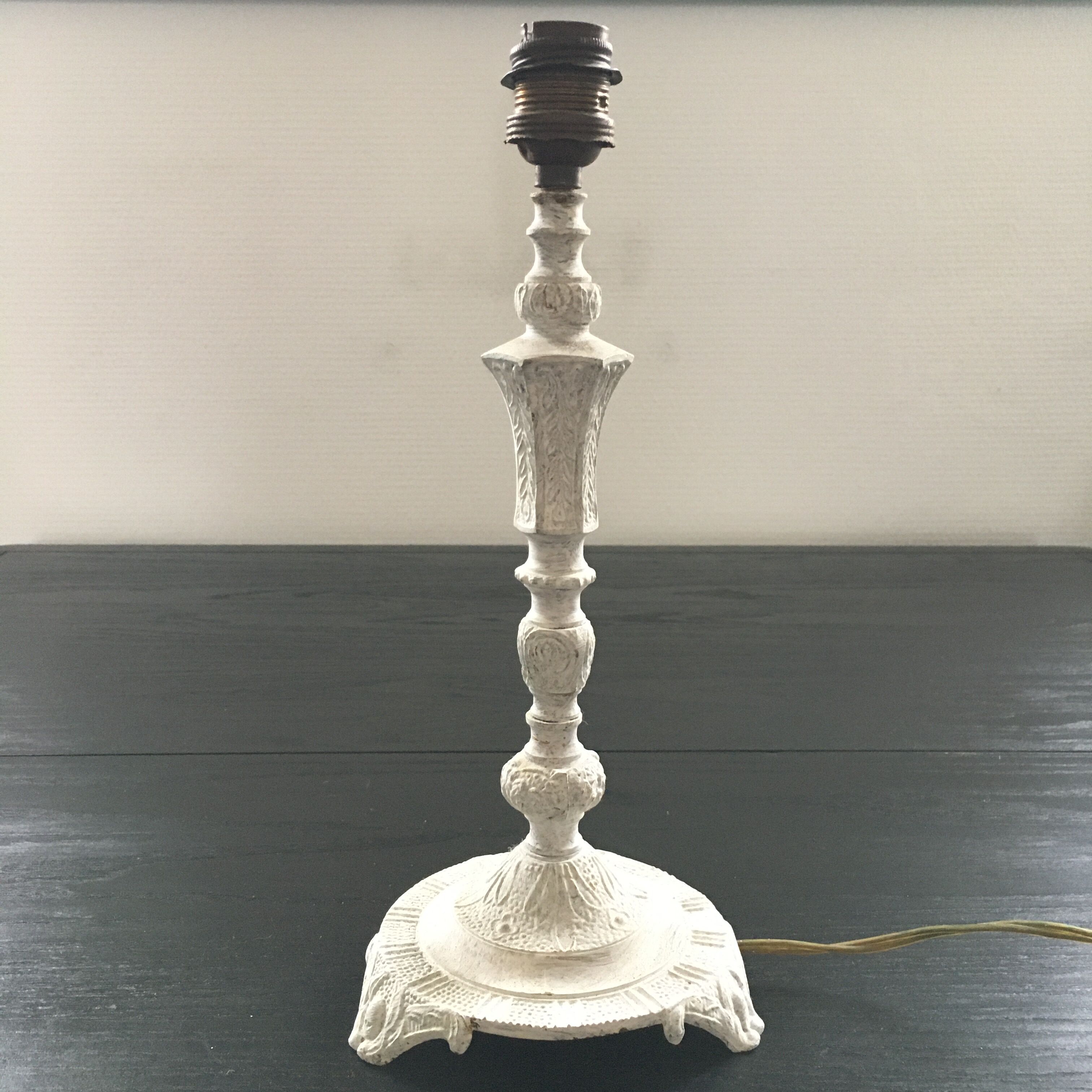 White patinated bronze lamp base