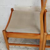 5 chaises en bois piètement fuselé circa 1975