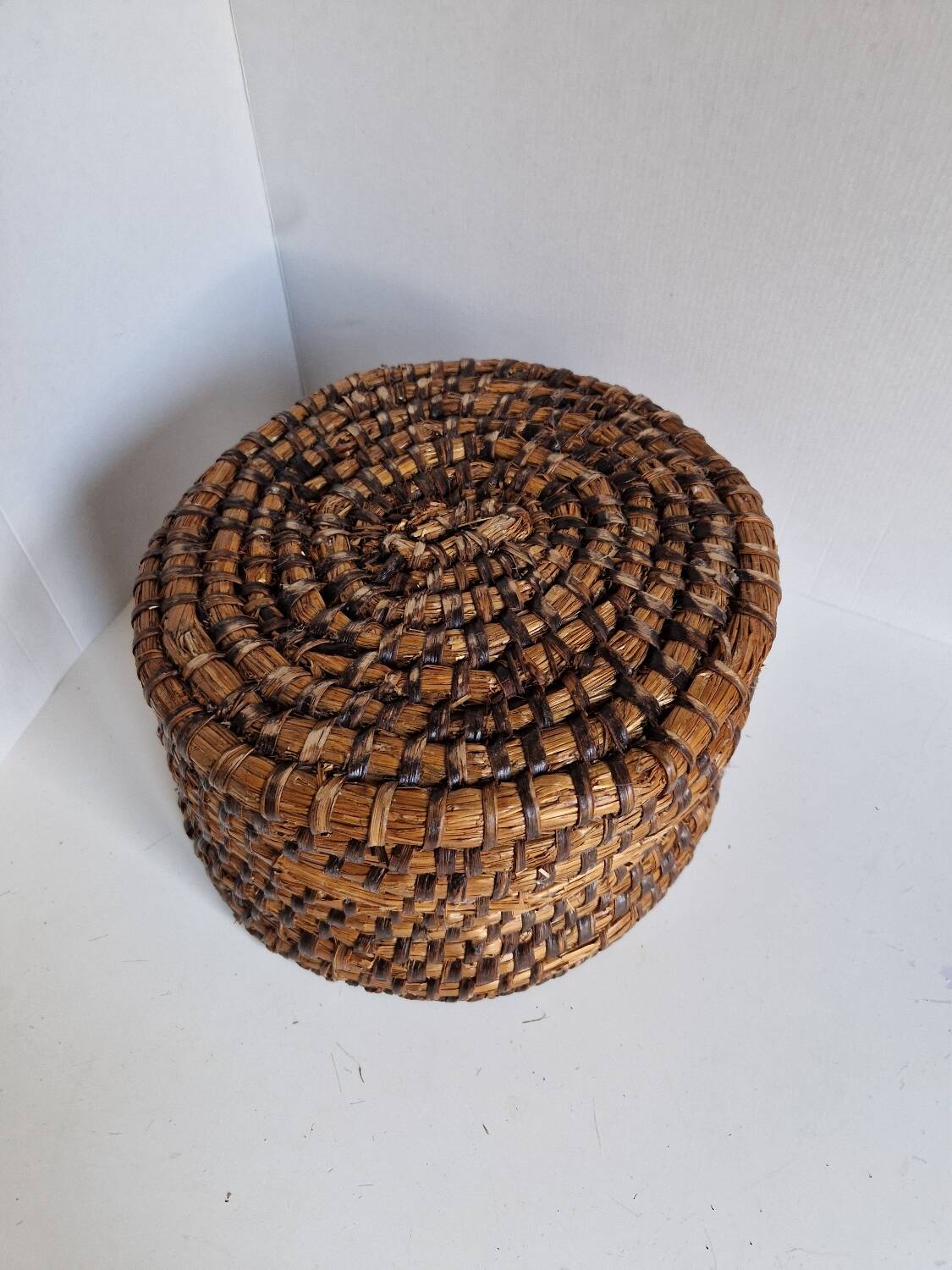 large straw basket banneton folk art bread bakery