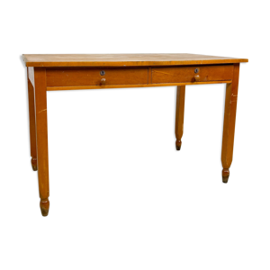 table avec tiroirs