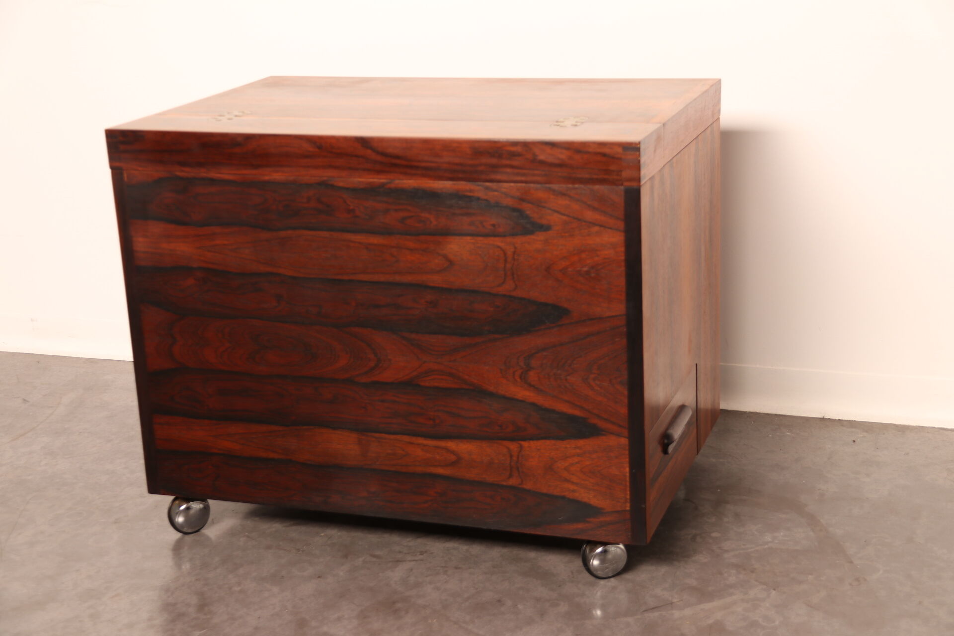 Cube bar in rio-rosewood  designed by Rolf Hesland  for Bruksbo Tegnekontor - Norway - 1960's