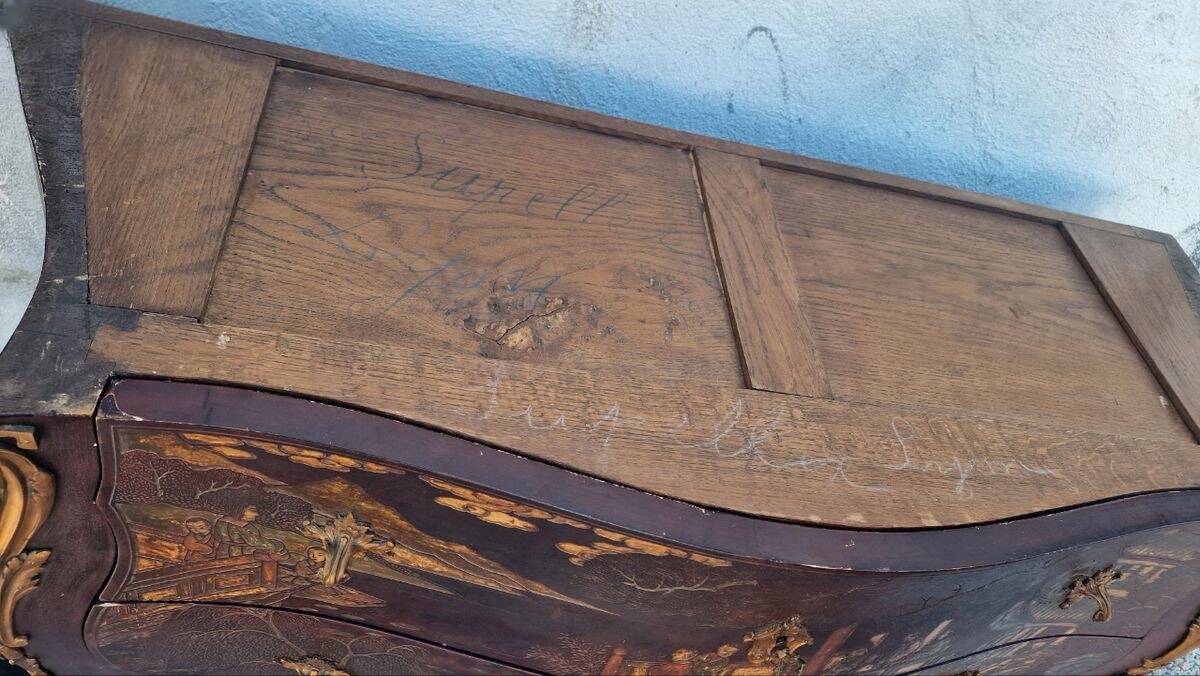 Louis XV Style Japanese Decor Jumping Commode