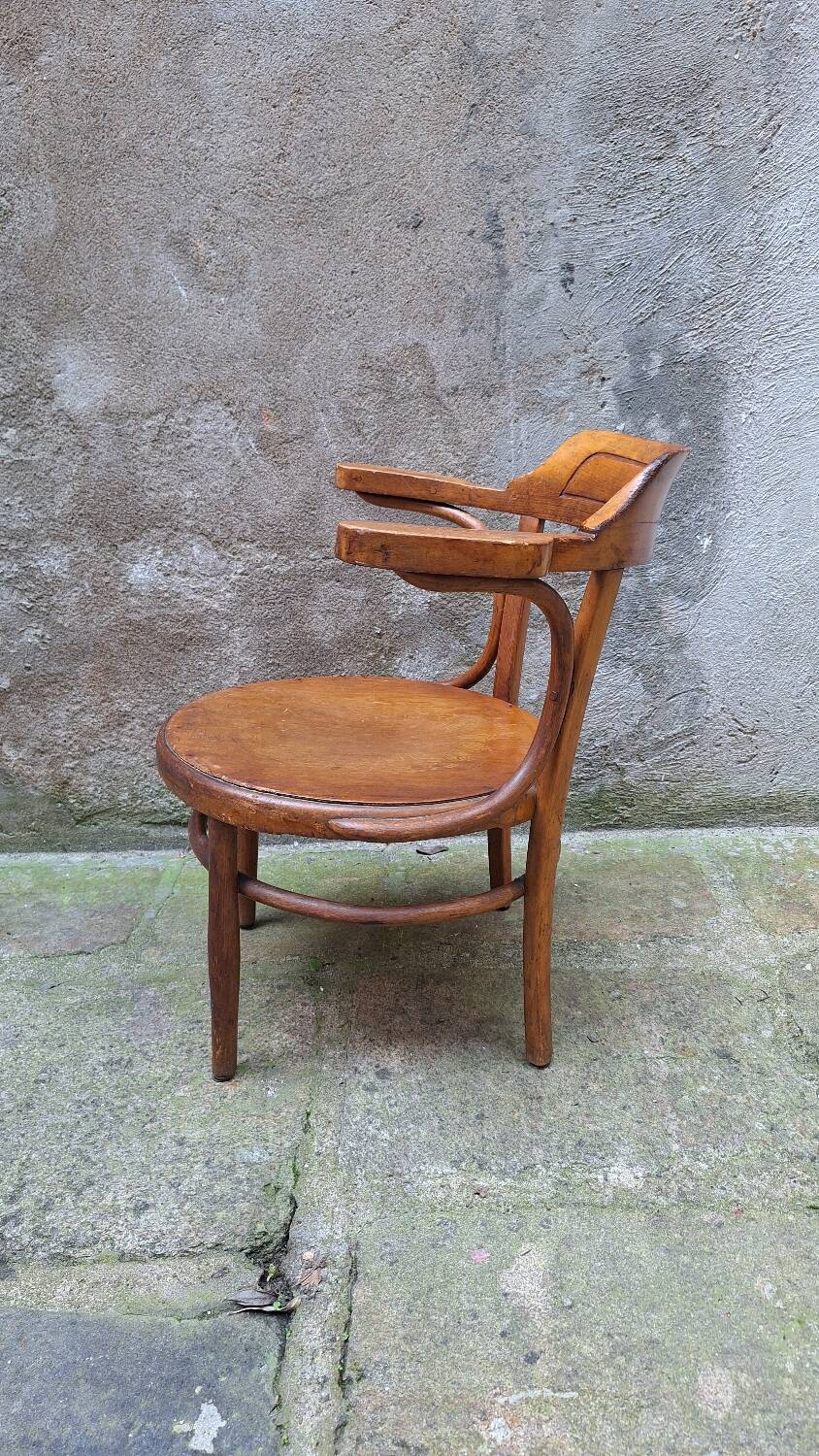Fauteuil de nourrice en bois courbé début XXème