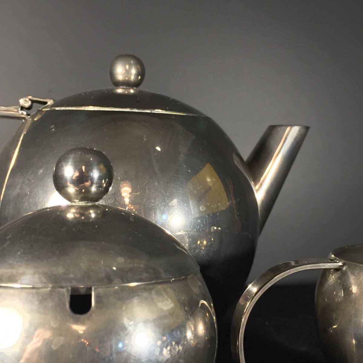 Silver-plated Tea/Coffee Service in Art Deco Modernist Design, circa 1940