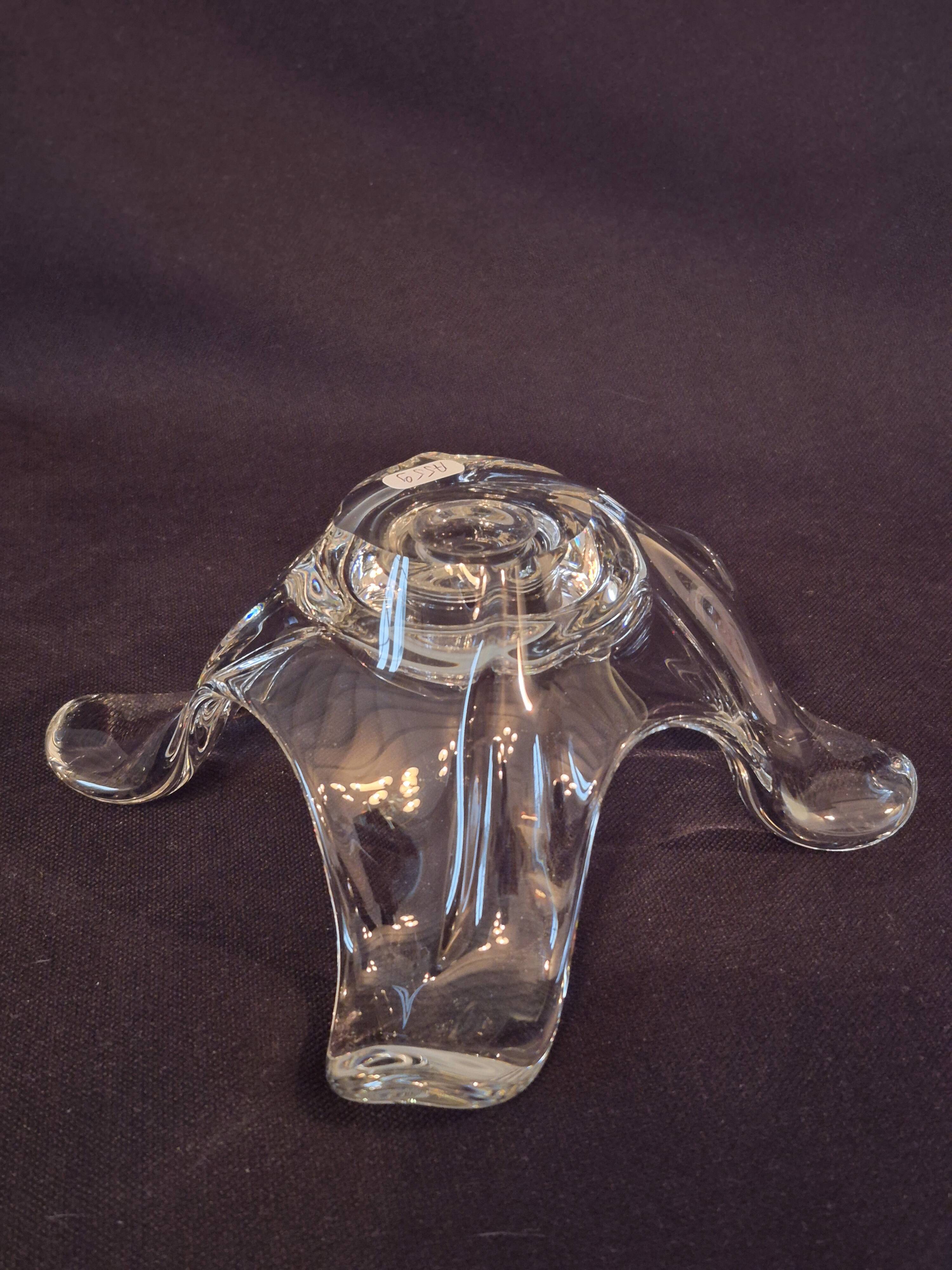 Crystal candlestick from Bayel, flower petal shape A559