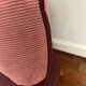 Siège, pouf vintage en velours côtelé rose et violine