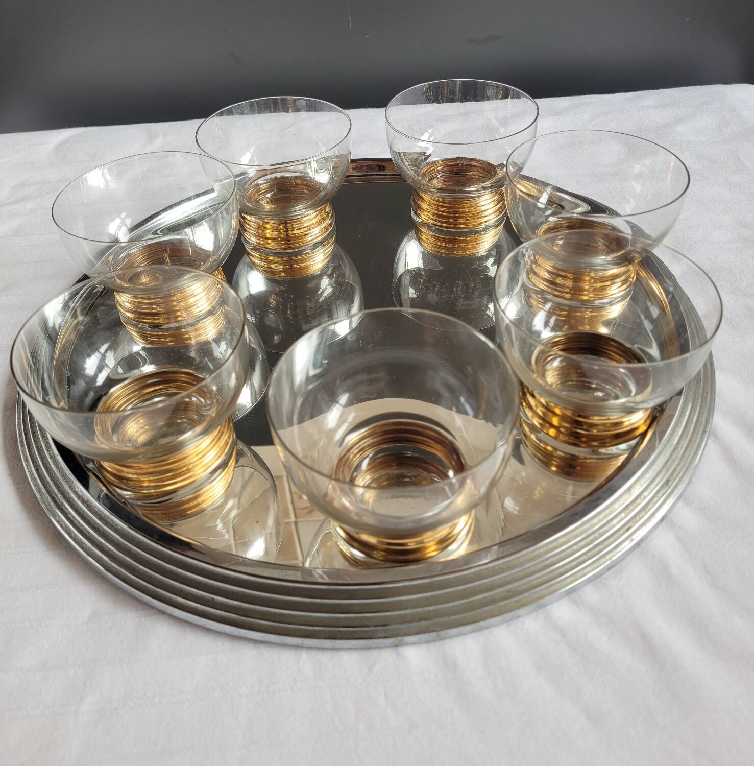 Champagne coupes