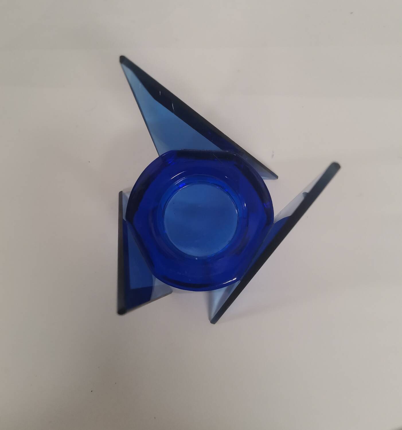 Tealight holder