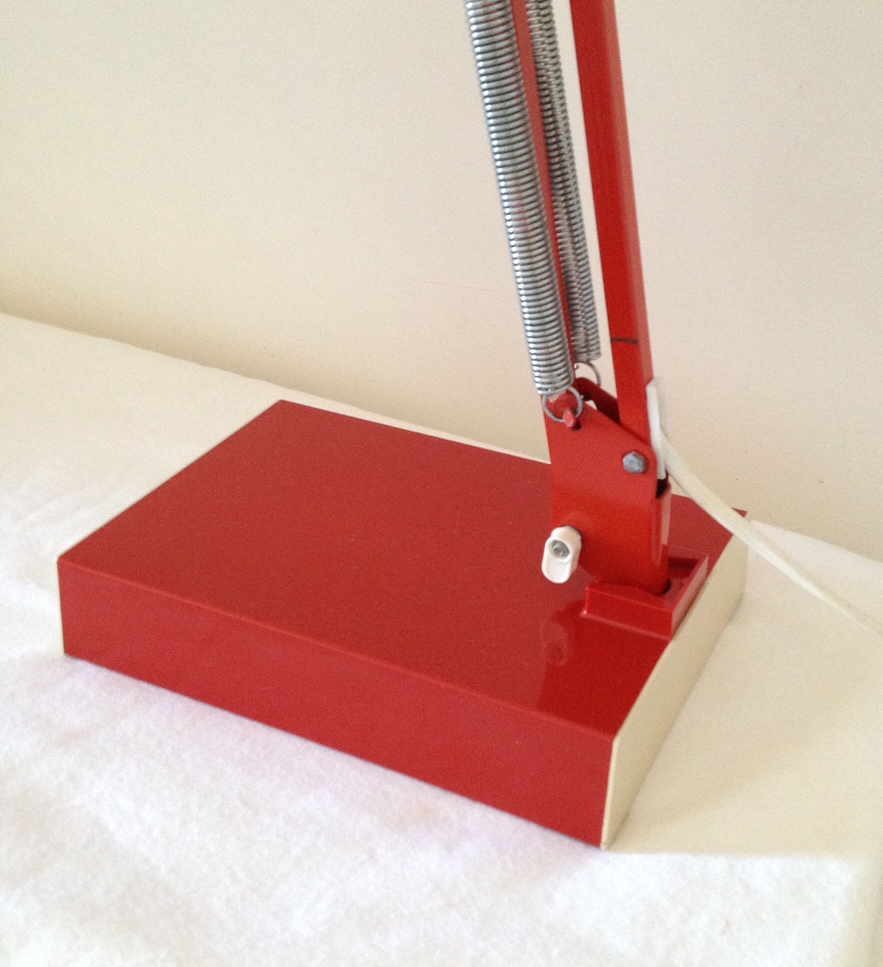 Lampe d'architecte sur socle