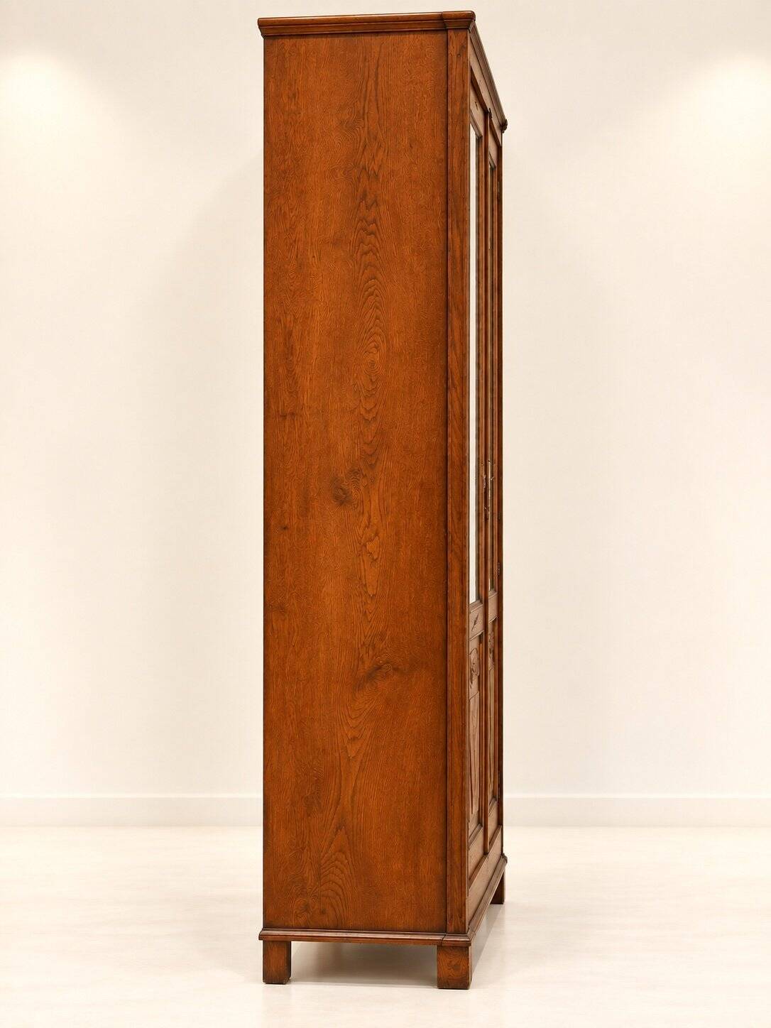 Two-door wardrobe – Art Nouveau – Solid oak – Bevelled mirrors