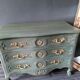 Commode patinée style louis xv