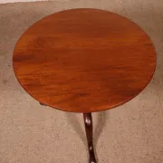 small tripod table in mahogany from the early 19th century