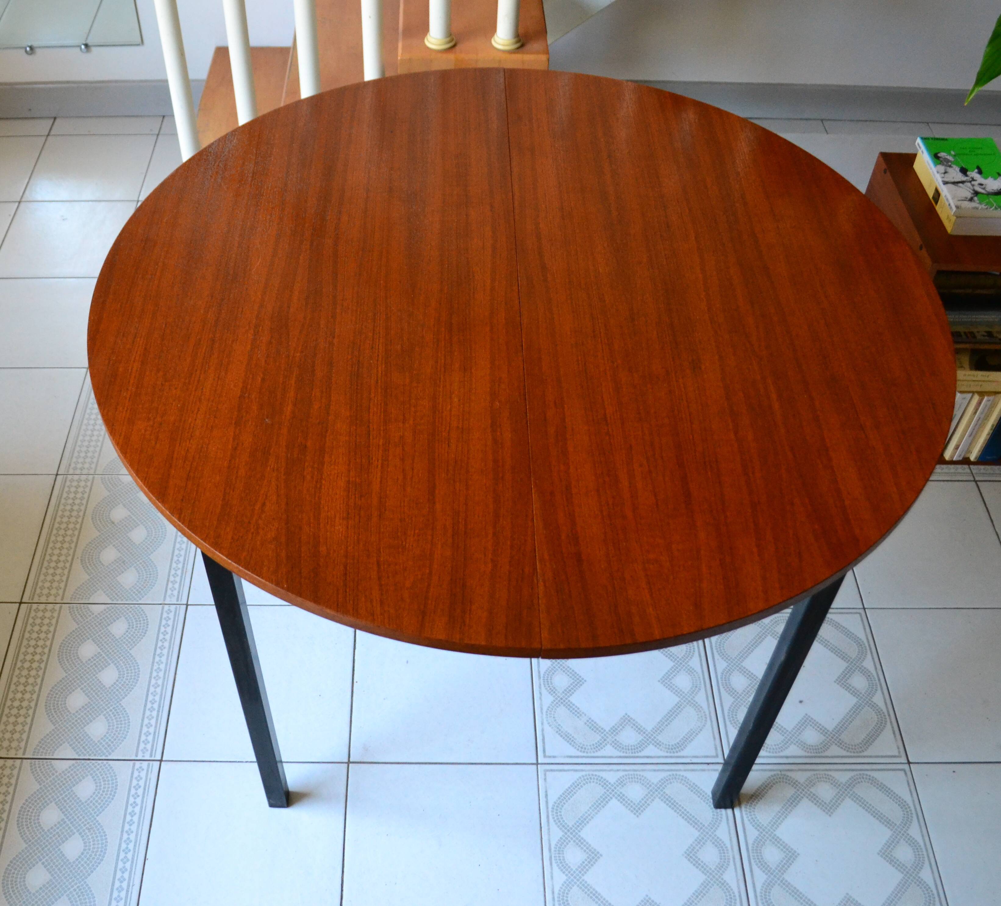 Dining table Pierre Guariche, teak and black steel from the 1960s with extension.