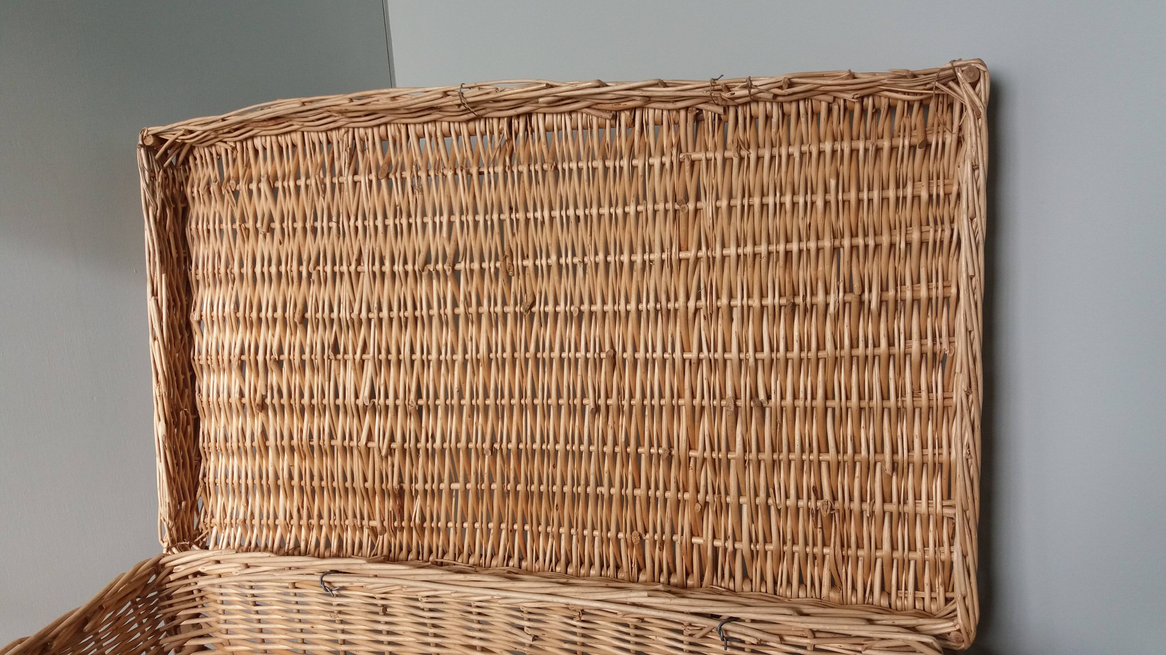 Wicker crate, very large basket